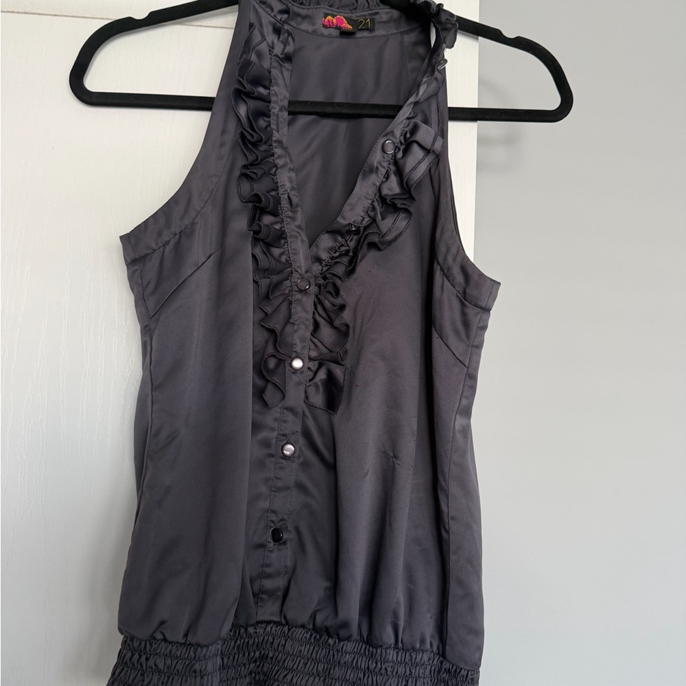 Ruffled Sleeveless Blouse